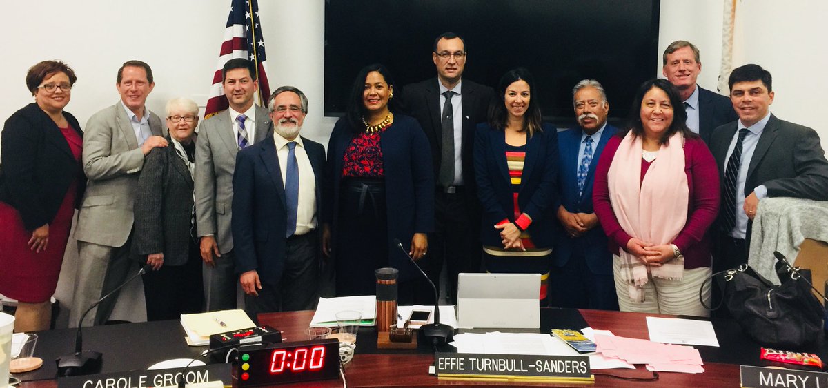 saraminzadeh's tweet photo. We are reducing the plastic footprint of @TheCACoast, one meeting at a time. Commissioners @MaryLuevano83 @AaronPeskin @ryansund @ErikHowell93449 @vargas_mark joined the campaign to #breakfreefromplastic https://t.co/s60M7UNKsB
