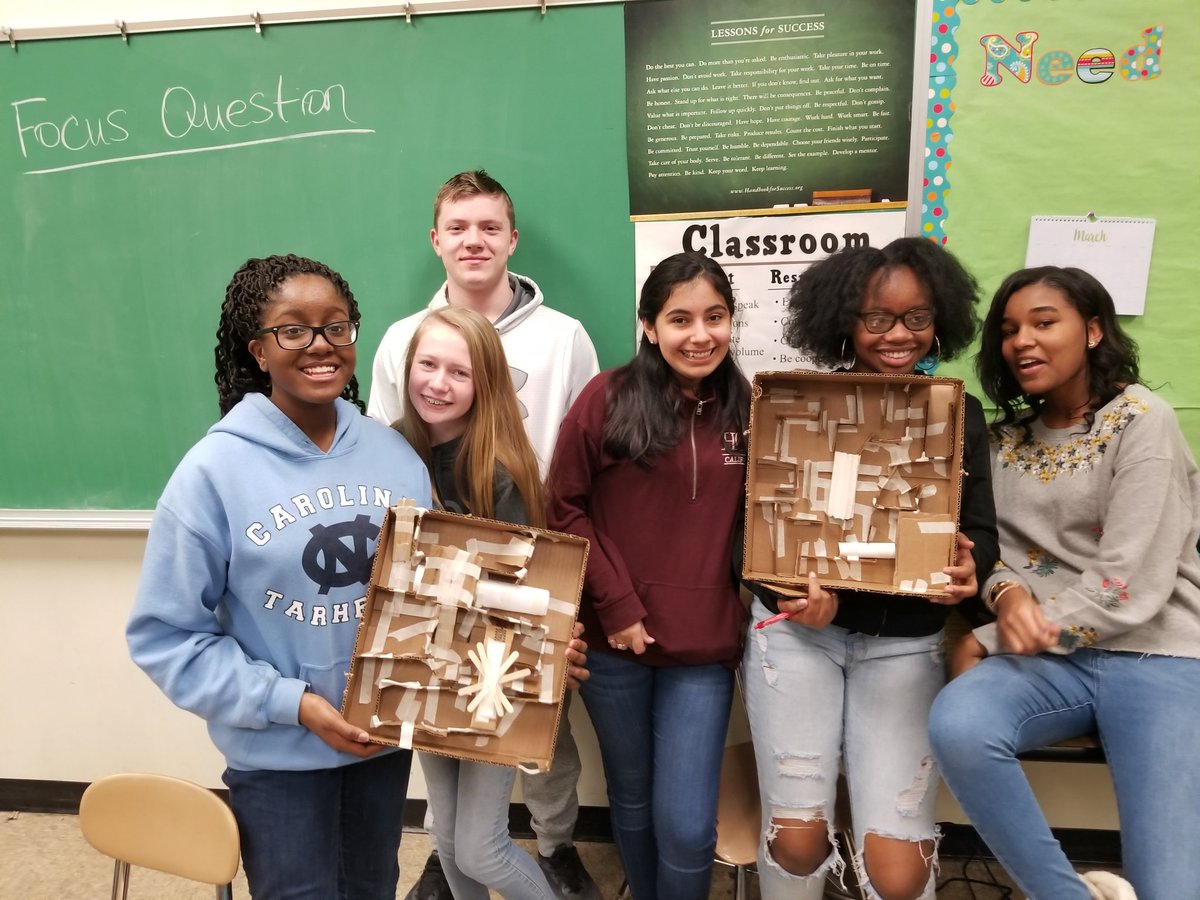 Lashley4all's tweet photo. Pine Grove's navigating their way through their MISA STEM activity.  The entire 8th grade created mazes that takes 45-90 seconds to complete.  @PGMSinBCPS #pgms_chat @BCPSSci https://t.co/IeyEjbLKvW