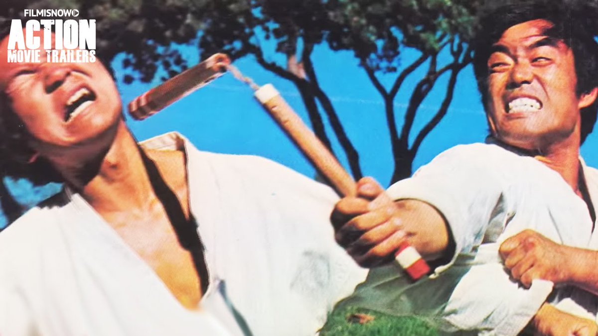 Fabfuzz's tweet photo. Vu sur @NetflixFR : #TheRealMiyagi de #KevinDerek, fabuleux documentaire sur le mythique maître de #karate #FumioDemura, qui montra la puissance des nunchaku à #BruceLee et inspira le personnage de #MrMiyagi de #KarateKid https://t.co/uFBkV4dYj5 https://t.co/oolWY9DgVe