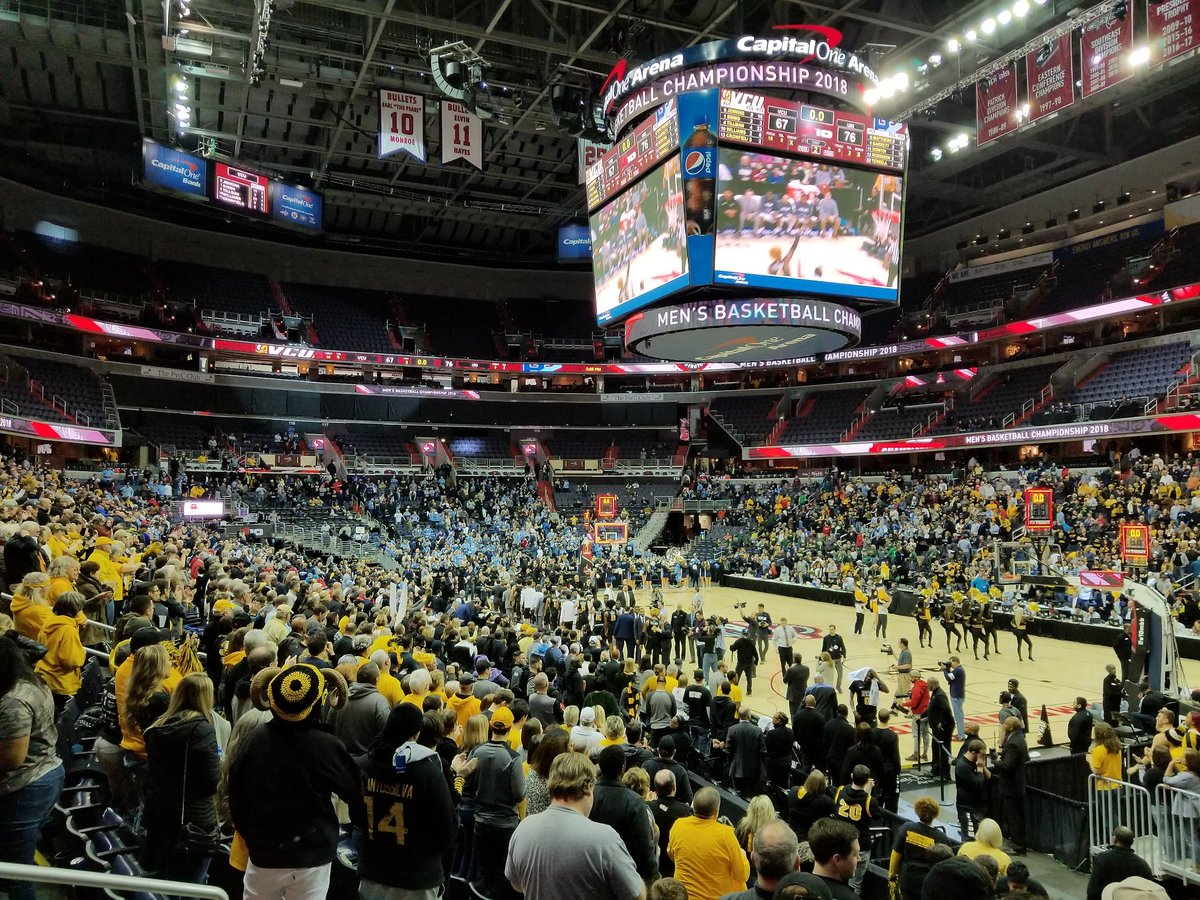 vcualumni's tweet photo. It was a tough game, but we had a great time in D.C., thanks to @luckystrikewdc and @PennSocialDC for hosting us!
#VCUAlumni #DMVCU #LetsGoVCU #A10MBB https://t.co/jF6nC1zrw2