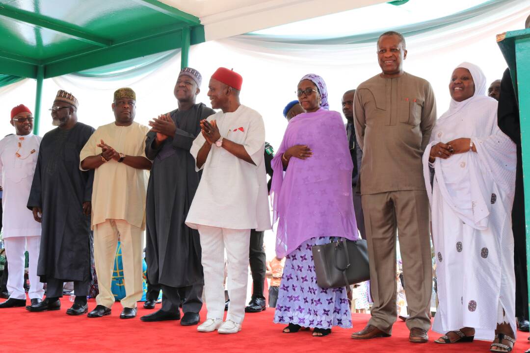GeoffreyOnyeama's tweet photo. Attended the closing ceremony of the National Science, Technology and Innovation Expo 2018 hosted by H.E. Dr. Ogbonnaya Onu, Minister of @FmstNg at Eagle Square, Abuja. https://t.co/UQGTo9axRk