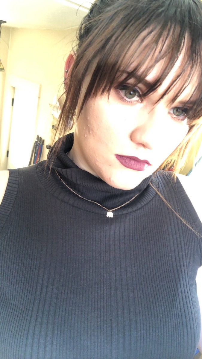 DianaSugar's tweet photo. you’re only use to me is your wallet venmo me losers #paypig #sugardaddy #paypigswanted #findom #FindomGoddess #Worship https://t.co/6J3wcVcuyj