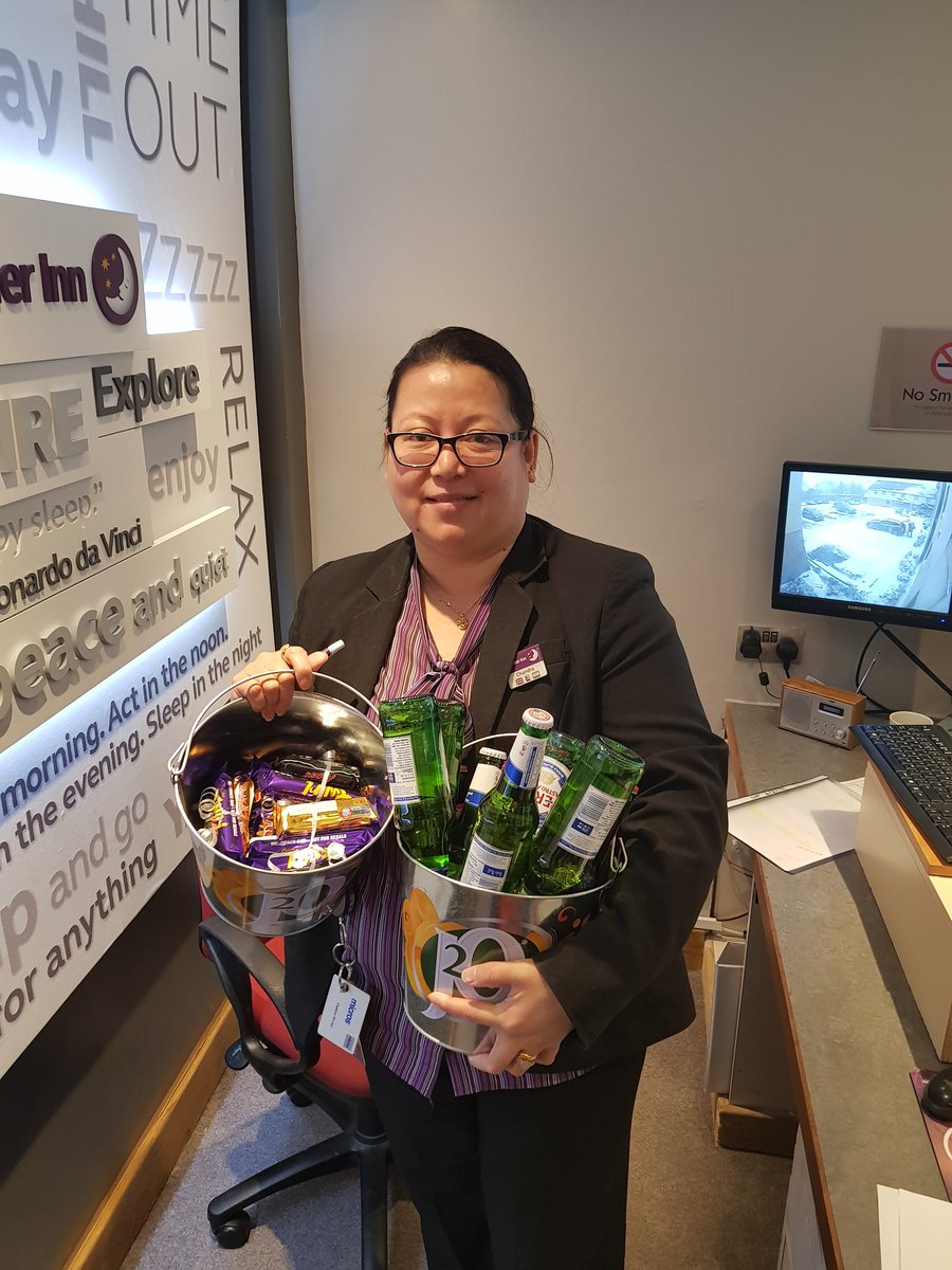 Helping Chandra doing a little piwow for a group booking #bettertogether lets smash it central park PI&amp;R team 😁🎉🎉 <a href="/seanquirke1888/">Sean Quirke</a> <a href="/foggyfogster/">Paul Foggin</a> <a href="/SDEBDD/">simon ewins</a>