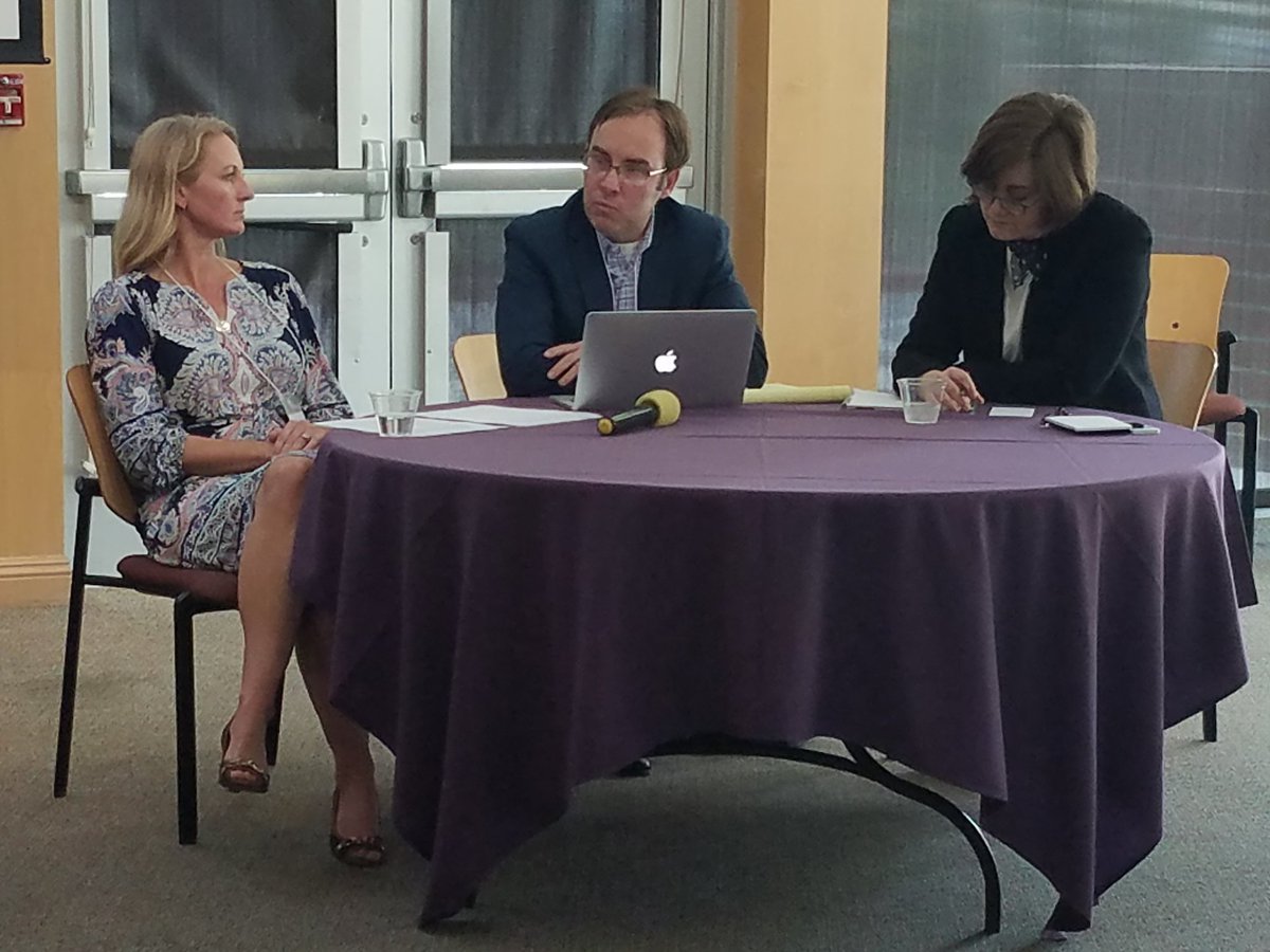 dscunningham's tweet photo. Panel on #vocation and calling in particular academic fields, with participants from @CalLutheran, @Pepperdine, and @Monmouth College - at #VAACLU https://t.co/5NfnW42pYv