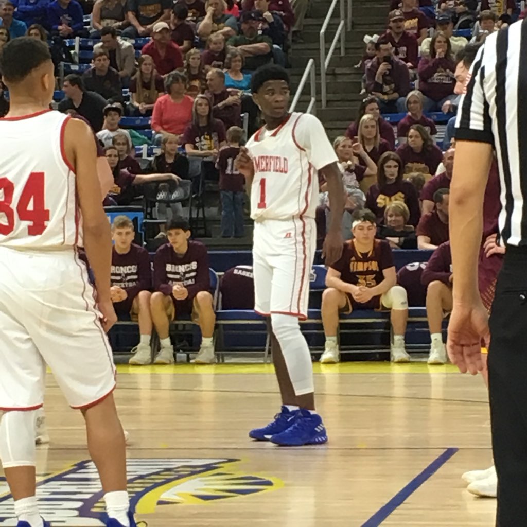 JeritRoser's tweet photo. Outstanding Player senior guard John Buggs’ final statistics in #Summerfield’s 62-44 championship defeat of #Simpson:
32 points
11/14 FG (7/7 after half)
5/7 3PT (3/3 after half)
5/6 FTs
6 rebounds
5 assists
3 steals
3 turnovers
Basically, #JohnBuggs balled out. https://t.co/WaXKde5dbN