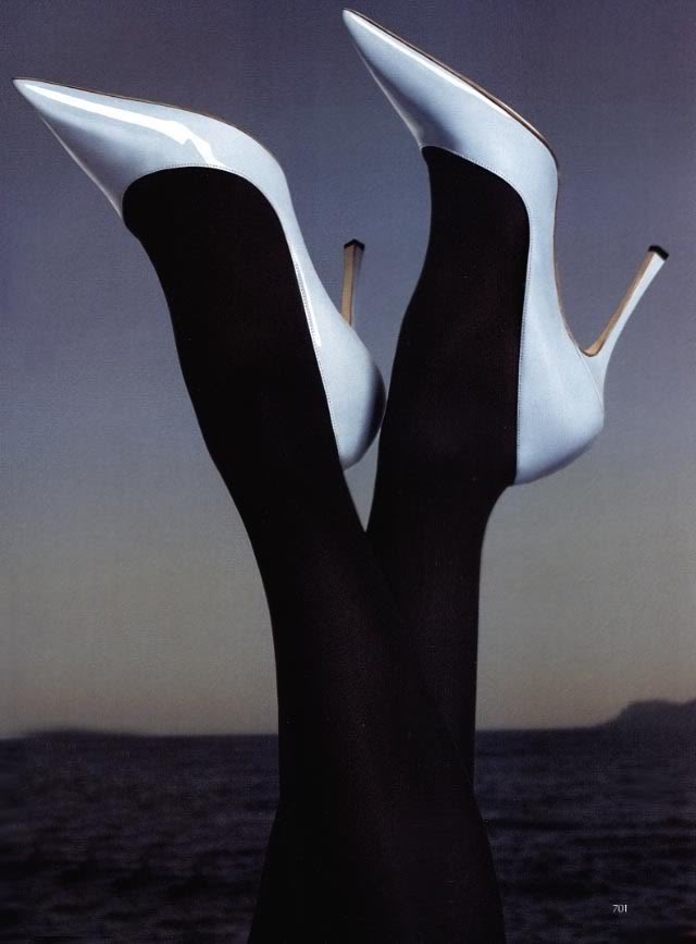 worlds_moda's tweet photo. #VOGUE #US,
March 2003.
By #MertMarcus

More on https://t.co/ZK8pd8K8nL

#vogueus #AngelaLindvall https://t.co/KxHywl8Vui