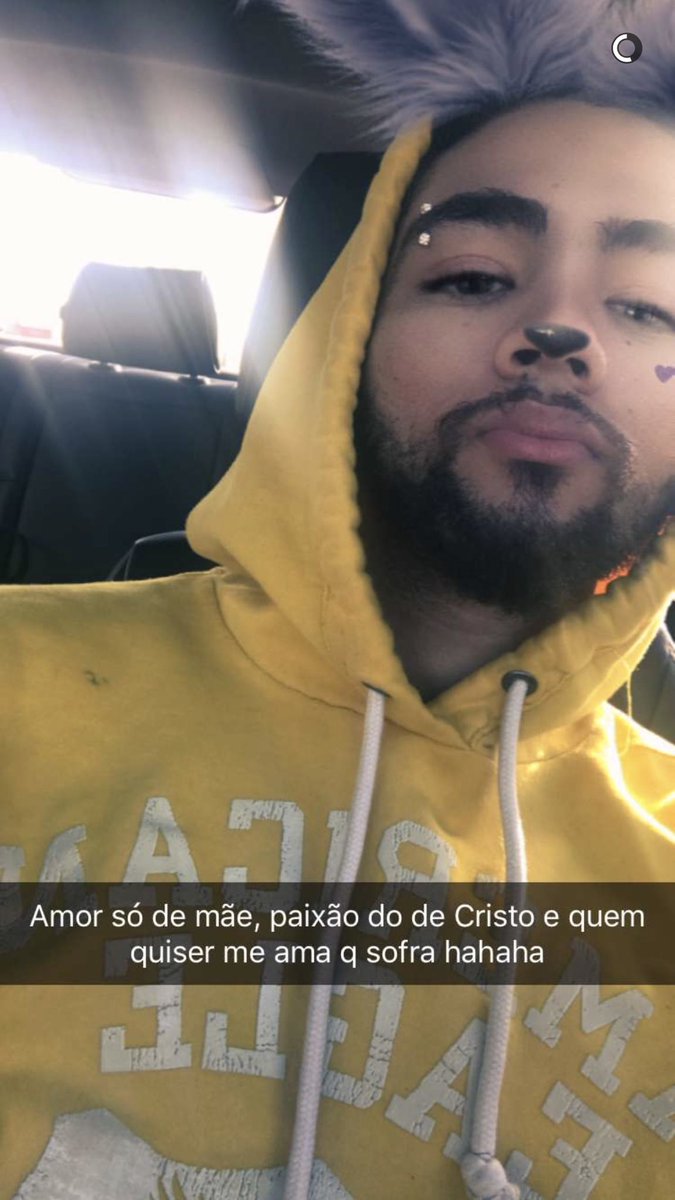 yohannaamorim_'s tweet image. Parabéns pro meu melhor amigo drogado! B eu te amo muito, te desejo as melhores coisas na sua vida que é muie, droga, dinheiro e bebida 😋😋😋 Love u ❤️ #promdate