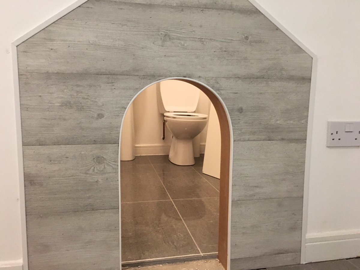 no1border's tweet photo. @lilyskitchen Hmm things like pulling your kitchen wall and downstairs toilet to pieces to make a bedroom for your dog #itsnotloopy https://t.co/Wfh3pqG2ZI