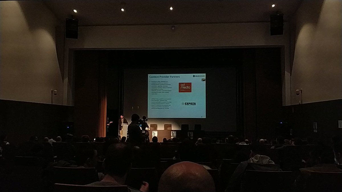 ESPACIOBITVE's tweet photo. Desde el 1er Congreso Internacional Blockchain Tropical Coast en Motril, provincia de Granada, España #CIBTC  #CIBTC2018 #BuzzShow #TerritorioBitcoin #EspacioBit #Blockchain #blockchaintechnology https://t.co/yUCYOR2V7s