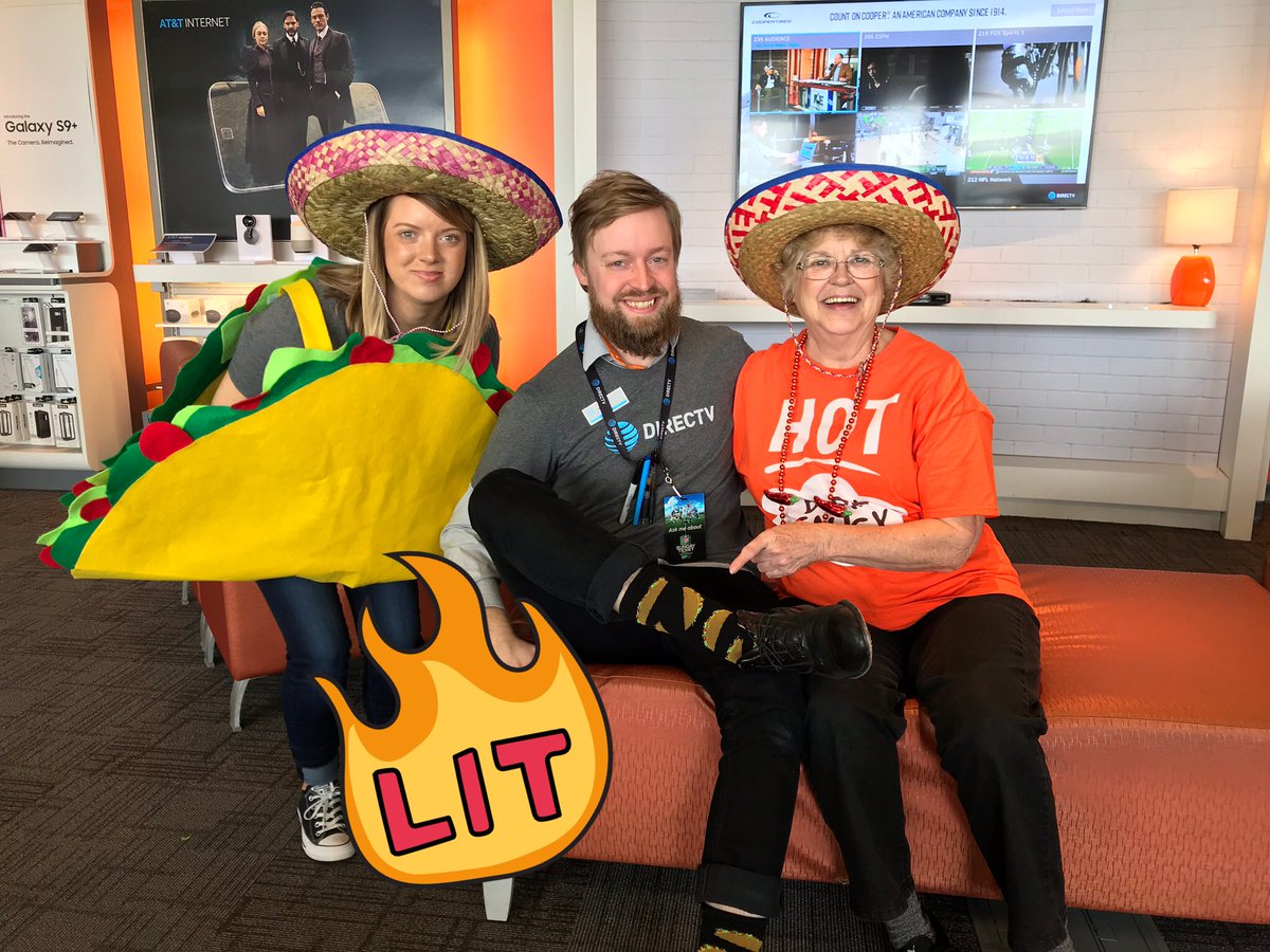 Awaggs22's tweet photo. Out of all the Taco Parties weโve had in MidStates, this was a FIRST time to see TACO SOCKS! ๐๐ฎ โค๏ธ
Congrats Belleville for being our #1 Small Biz Performer in January!!
#LetsTacoBoutBiz #BOSSCRU #MidStatesProud #GotPunch #Go4Growth #GrowthGurus #GuacingItToTheTop #RingKing https://t.co/Wijicd9HoL