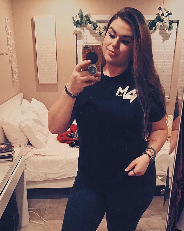 TeemoneeNYC's tweet photo. I love being sent photos like this. #moneegang https://t.co/UPbrki2VV7 https://t.co/FJsex8bd1K