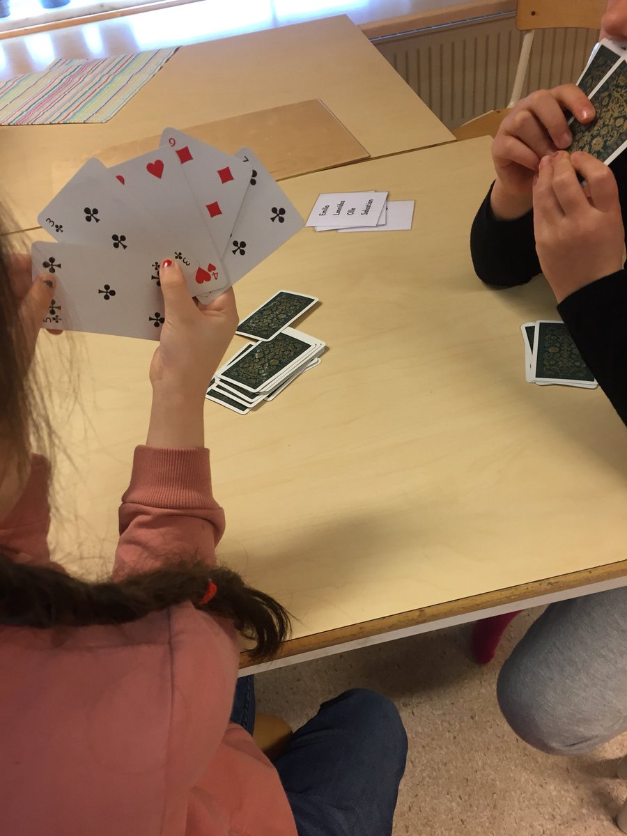 JeanetteArvid's tweet photo. Vi har laborerat och samarbetat kring  tiokompisar på olika sätt... #matematik #förskoleklass #fklass #Villanskolan #malyft https://t.co/CfgBmH3sis