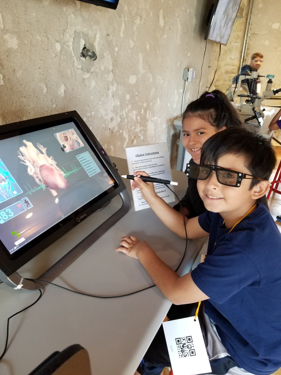 DeedsLori's tweet photo. More Johnson City @ScienceMill photos of friends and FUN!! Thank you for an amazing day that the kids will never forget. #HLES https://t.co/apU6Q96BKa