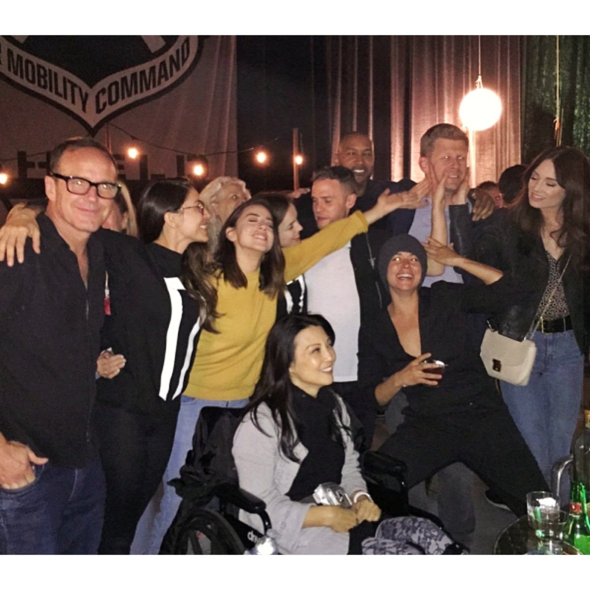 MalloryJansen's tweet photo. Huge congrats to my @AgentsofSHIELD fam on an incredible 100 episodes!!!! Woohoo!! 👏🏻👏🏻👏🏻
Here's a little look at some of my favorite memories with some of my favorite people...x https://t.co/QggYVDyTKw