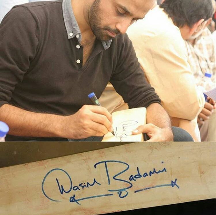 muneezamehboob1's tweet photo. @WaseemBadami at a #Seminar At #KarachiUniversity  as Honorable Guest in Final of #PACT18byAPMSO #KUrians In The Closing Ceremony Of 16th Paigham-e-Aman Cricket Tournament 2018 at #KarachiUniversity Beautiful Picture @WaseemBadami 😊😊☺️☺️📷📷 https://t.co/qCvtts3vVb
