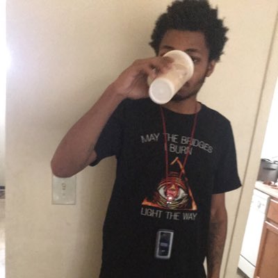 BandMakerRob_'s tweet photo. #NewProfilePic https://t.co/TFvOx304Jz