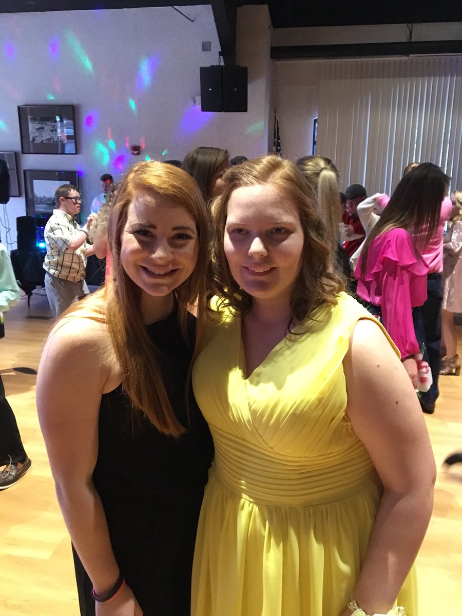 cassiescagle's tweet image. #Perfectprom 2018 @AikenPublicSch @AlfordOnTheGo @NorthAugustaHS @SouthAiken @WSHSWarEagles @ValleyFB