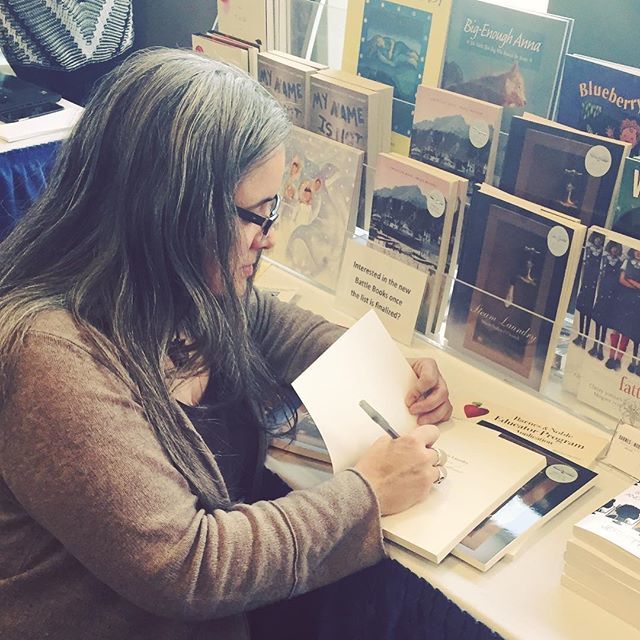 Alaska_Reads's tweet photo. Signing Steam Laundry at the @bnanchorage table at #akla2018 #alaskareads https://t.co/tSL0fQOJCV