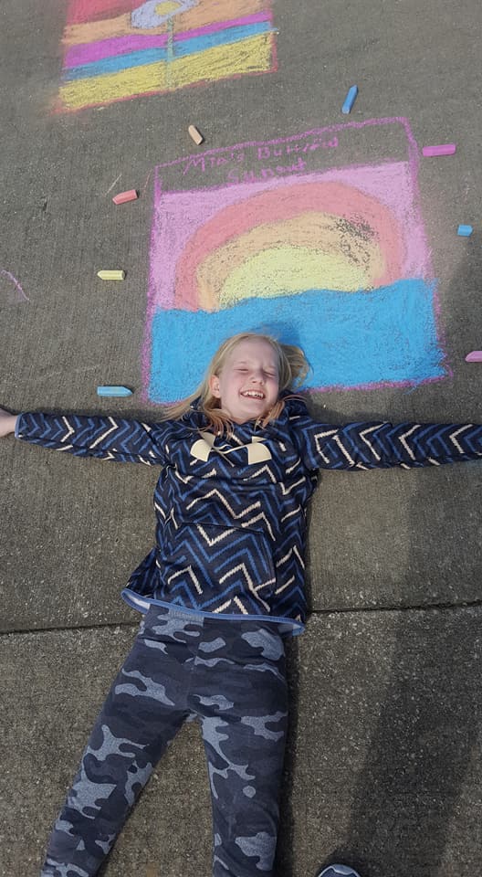FLATKS's tweet photo. Chalk the Loop has been a blast! Thanks to all the chalk artists! @lawrenceks @SpencerMuseum @LawrenceKSLoop #ChalktheLoop #IRockChalk https://t.co/LuPYuoa0R0