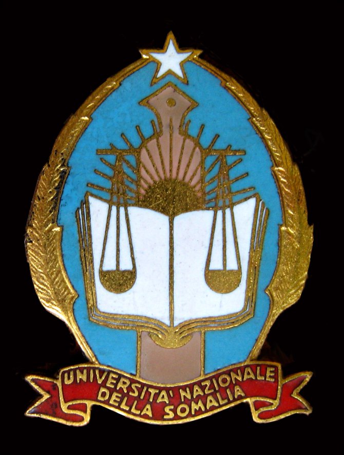 KhalidHarare's tweet photo. أول جامعة صومالية هي الجامعة الوطنية الصومالية عام 1954 (@SNU_University)، و اول جامعه للإمارات هي جامعة الامارات العربية المتحدة عام 1976( @UAEU_NEWS). أطفال الإمارات لا يعرفون التاريخ ولكننا سنعلمهم.

#فرماجو_يوحدّ_الصومال
#اهمال_الصومال_لشعبها https://t.co/mhgLpS06yG