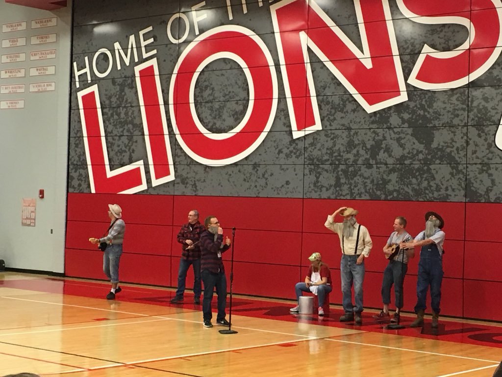 A soggy bottom boy sighting at LHS!!