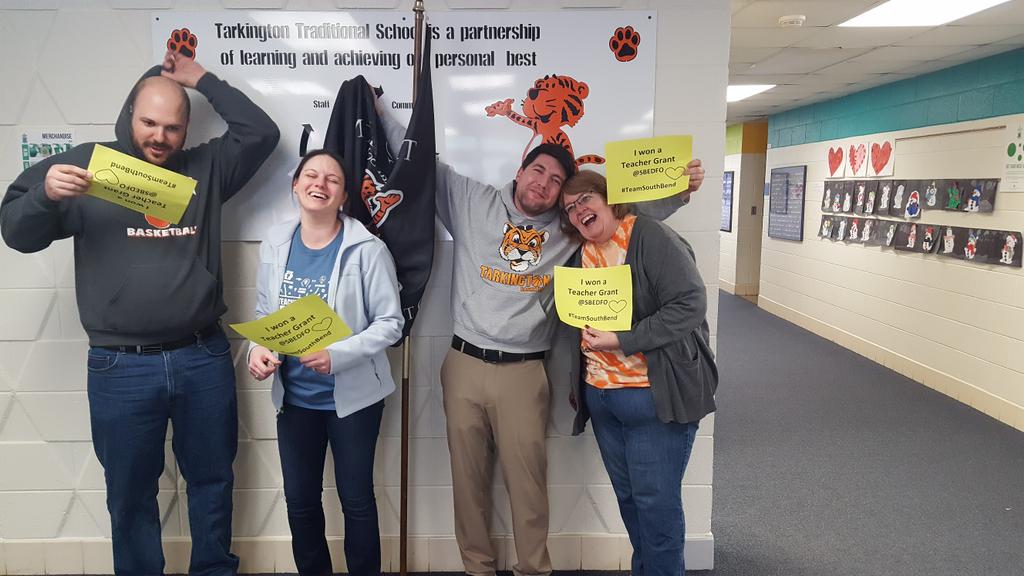 SwansonTES's tweet photo. Congratulations to 4 @SBEDFO Grant Winners! Mr. Hardman, Miss Ross, Mr. Domonkos, and Principal Grimes! #TarkingtonTS #TeamSouthBend @MrHardmansclass @Jeffman703 @NicholeNRoss @tarheelbd @MrD203 @SBEDFO https://t.co/eVHAToy3mG
