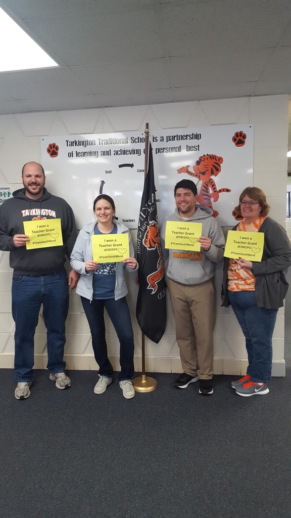 SwansonTES's tweet photo. Congratulations to 4 @SBEDFO Grant Winners! Mr. Hardman, Miss Ross, Mr. Domonkos, and Principal Grimes! #TarkingtonTS #TeamSouthBend @MrHardmansclass @Jeffman703 @NicholeNRoss @tarheelbd @MrD203 @SBEDFO https://t.co/eVHAToy3mG