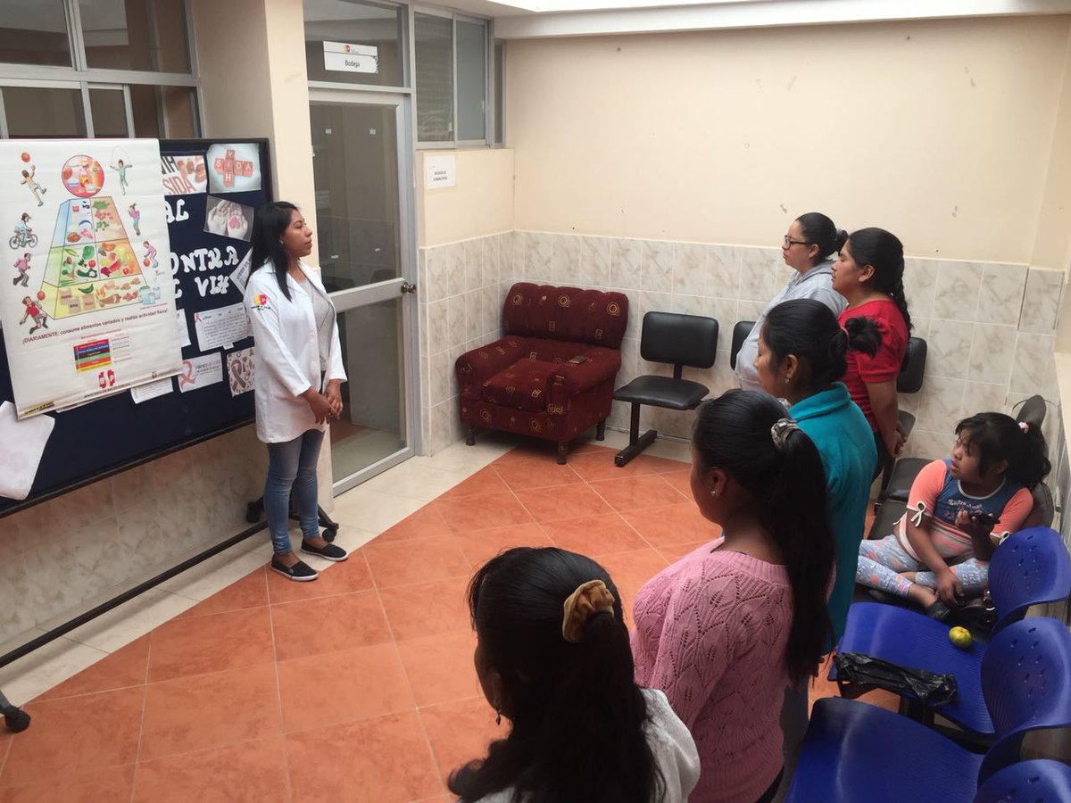 SaludImbabura's tweet photo. #Ibarra| las actividades en Promoción de la Salud es importante. El Centro de Salud de Urcuquí trabaja con los clubes de adolescentes y embarazadas. #Distrito10D01. #SaludEnAcción https://t.co/x8Bgg2uDXP