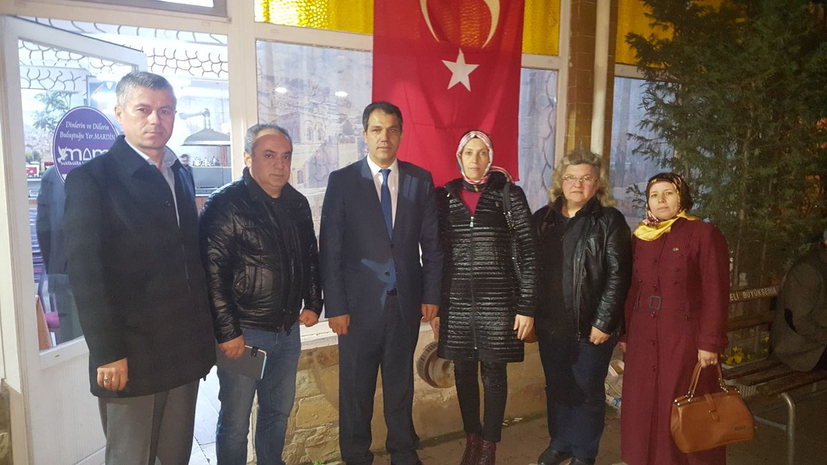 iyiderince41's tweet photo. İlçe Başkan Yardımcılarımız ve Yönetim Kurulu üyelerimiz Marmara Mardinliler Derneği'nin şehitlerimiz ve gazilerimiz için hazırlamış olduğu programa katıldılar.

@ErsagunYucel 
@Karacabey75 
@EleskovicHanna 
@Ailkersungur 
@omer_karakas58 
@merrinhsp 
@tugbatapsiz 
@esratoluu https://t.co/8Xpq3NzK3c