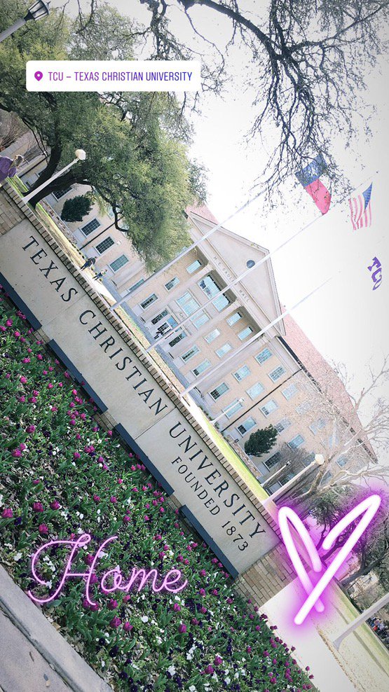 sammosley_'s tweet image. Back home 💜 @TCU #tcualumni