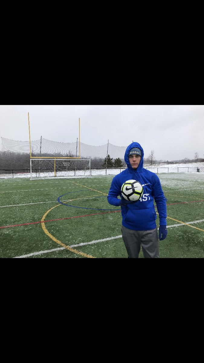 FCMOBCLUB's tweet photo. Senior Ian Hess, lots of power in his baseball swing! He’s looking to be a brick wall in the net for the MOB https://t.co/I7spUgZ5WM