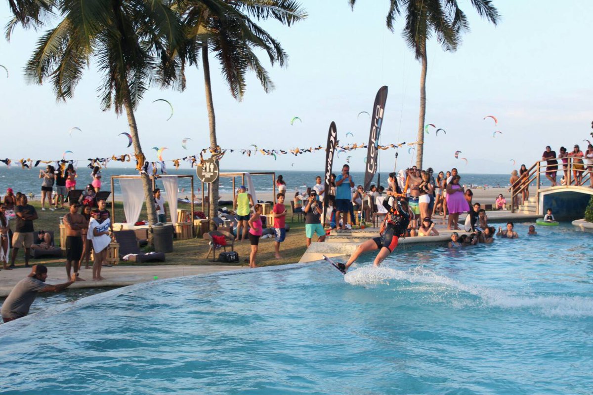 la_cascara's tweet photo. Somos la mejor opción de resort de playa para estar en familia o compartir entre amigos sea para descanso o para diversión a lo Grande! #ThePlaceToPlay #NitrocityPanama #Nitrocity
#NTYSummerLive @nitrocitypanama
#NitroCityCáscara https://t.co/MOrJldavRc