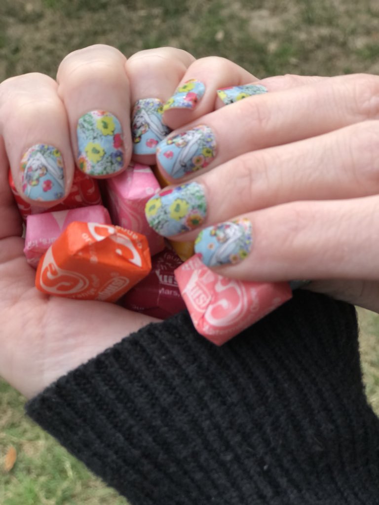 JacLee2385's tweet photo. Who wants nails on fleek?!?! 10 minutes and last 4 weeks! https://t.co/RajOZTrwJH https://t.co/ie6TEAZNtm