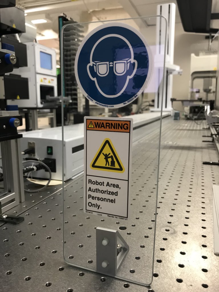 MatBVictor's tweet photo. Pushing some boundaries with directly reprogrammed neurons, and letting robots do the heavy lifting. #HighThroughputScreen #phdlife https://t.co/SnmvyKpHZG