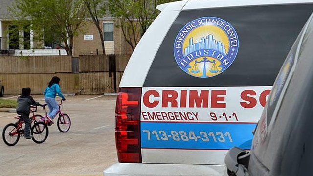 HoustonConsult's tweet photo. Fighting Back Against the Houston Police Department https://t.co/dUS2ICIMES https://t.co/HP0hRoFTNC