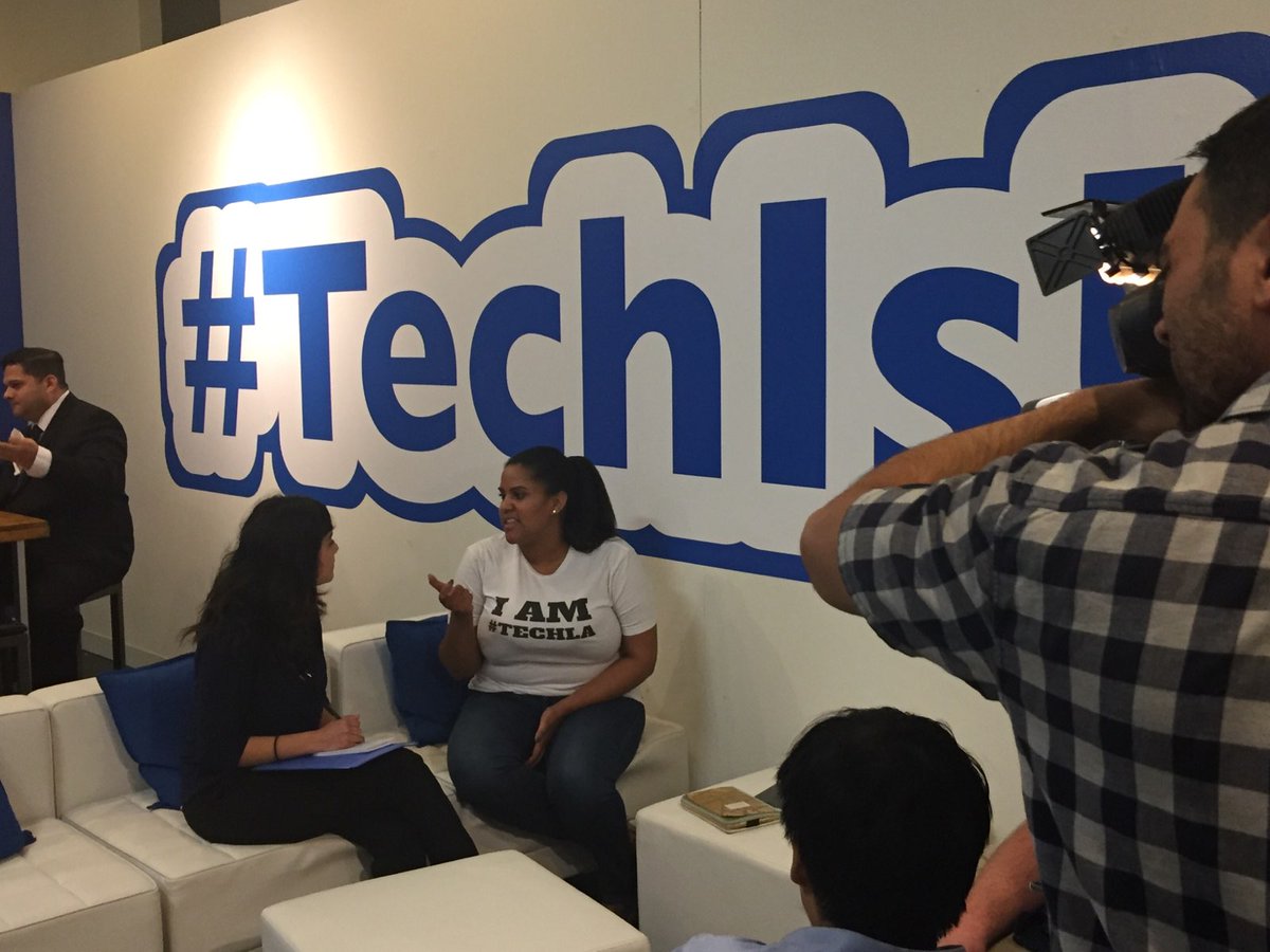 BixelExchange's tweet photo. Bixel Exchange digital media intern Eviana Vergara recently shared her passion for utilizing tech for storytelling with @ABC7! She hopes to land a summer internship @Snap or @wearemitu. Tune in March 24 at 6:30 PM for the full segment! #TechLA #TechIsUs https://t.co/XjVao7b6oh
