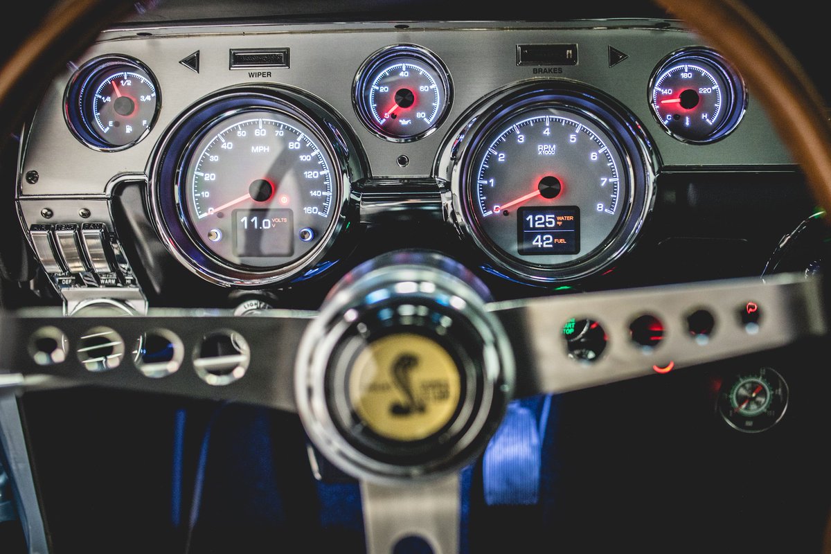 RevologyCars's tweet photo. The Revology 1967 Shelby GT500 #shelbygaugecluster #ledlighting #digitalmessagecenter #pushbuttonstart #intervalwipers #interiortrunkrelease #tiltsteering #shelbywoodrimsteeringwheel #revologycars #ford #fordmustang #mustang #classicmustang #shelby #shelbygt500 https://t.co/FHOrrs6SDp