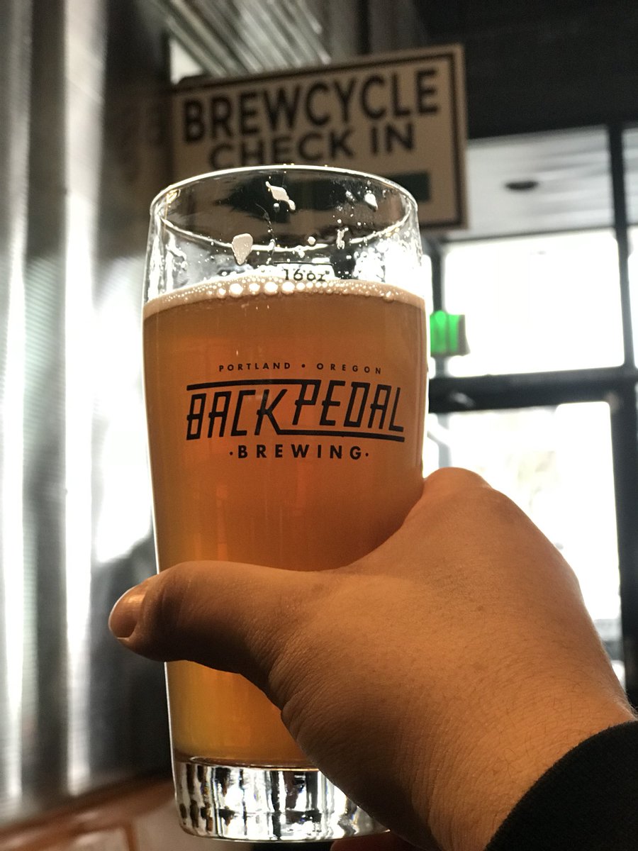 Zeledon_D's tweet photo. Doing Portland the right way... #BackPedal #Brewcycle https://t.co/Y3LcNLPYxp