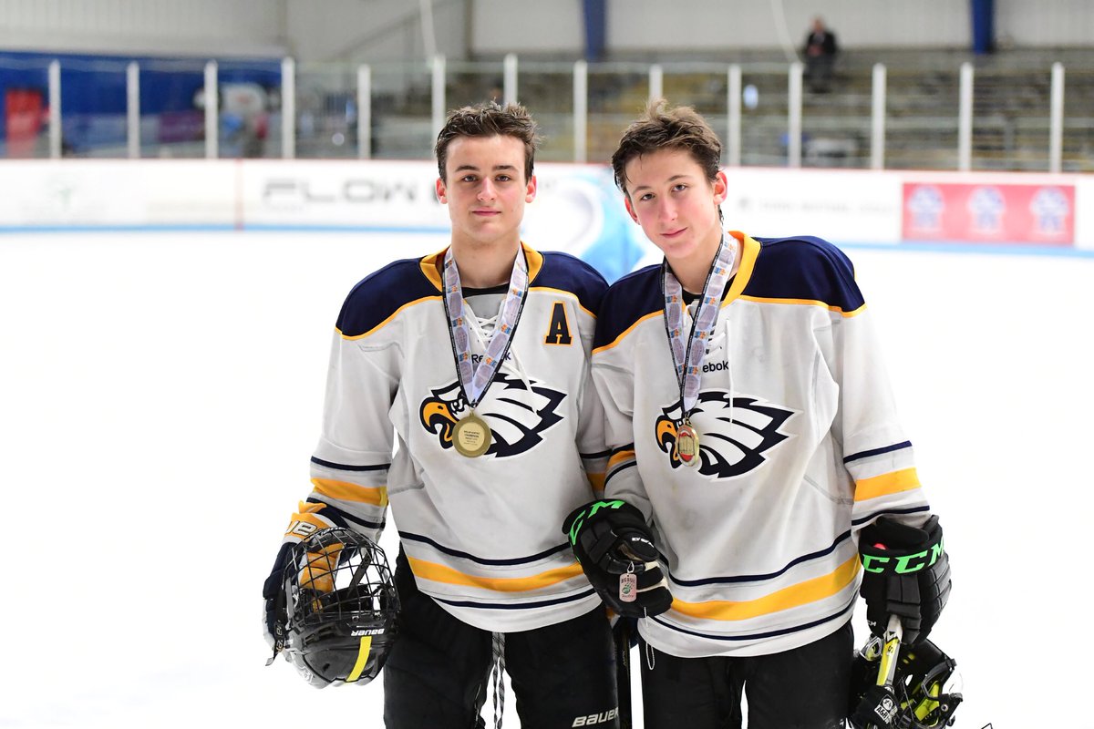 Oneshiftwonder's tweet photo. Great season boys and I'm glad I got to play alongside @GGulino13 the whole year. Good luck to all of the seniors and I wish you the best. Can't wait for next year. https://t.co/KlocMcdokW