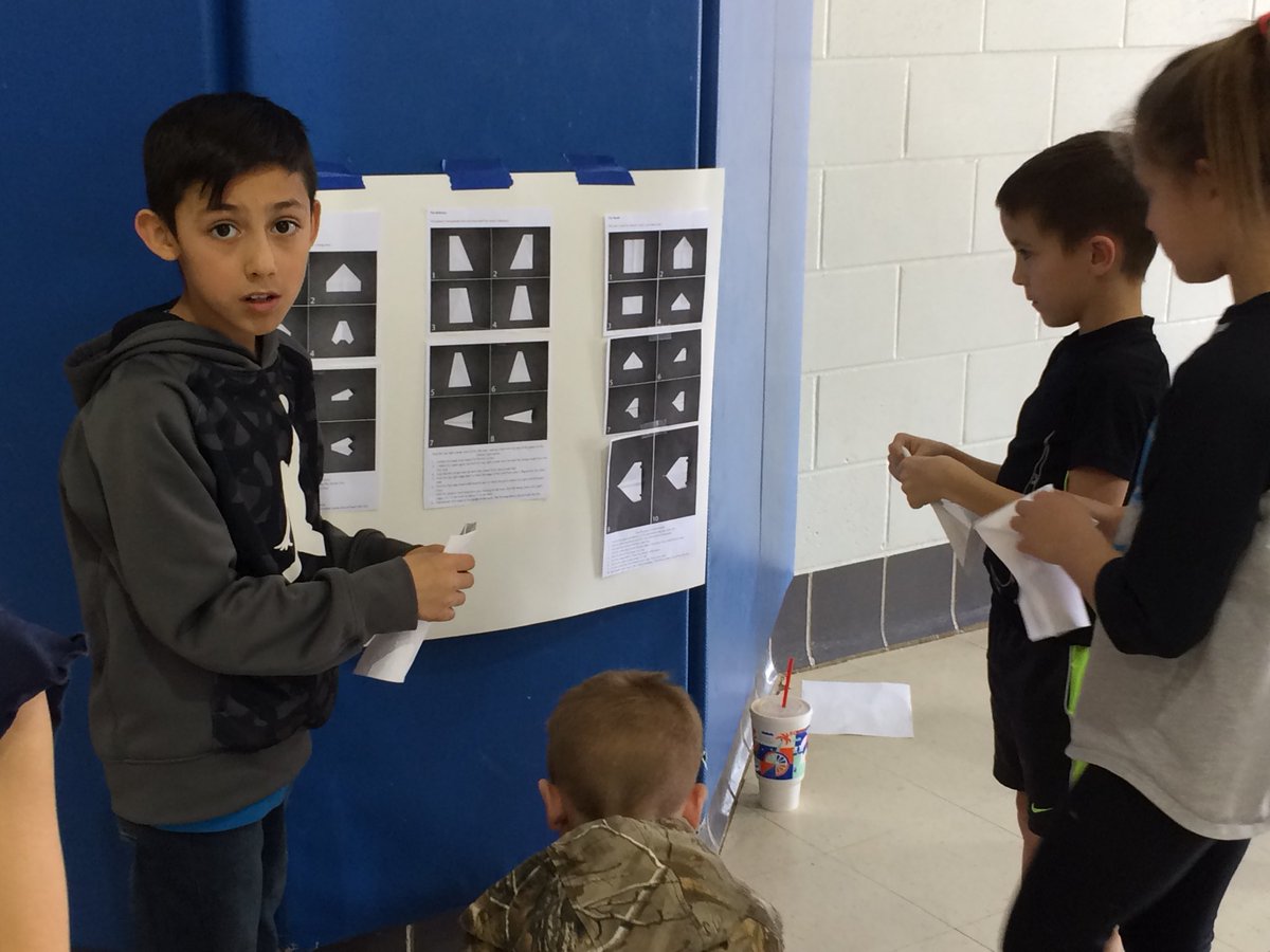 drmrslewis's tweet photo. Flying high with science fun! #hbears1718 @HoneyElementary #sciencesoars https://t.co/zgoFbGztWG