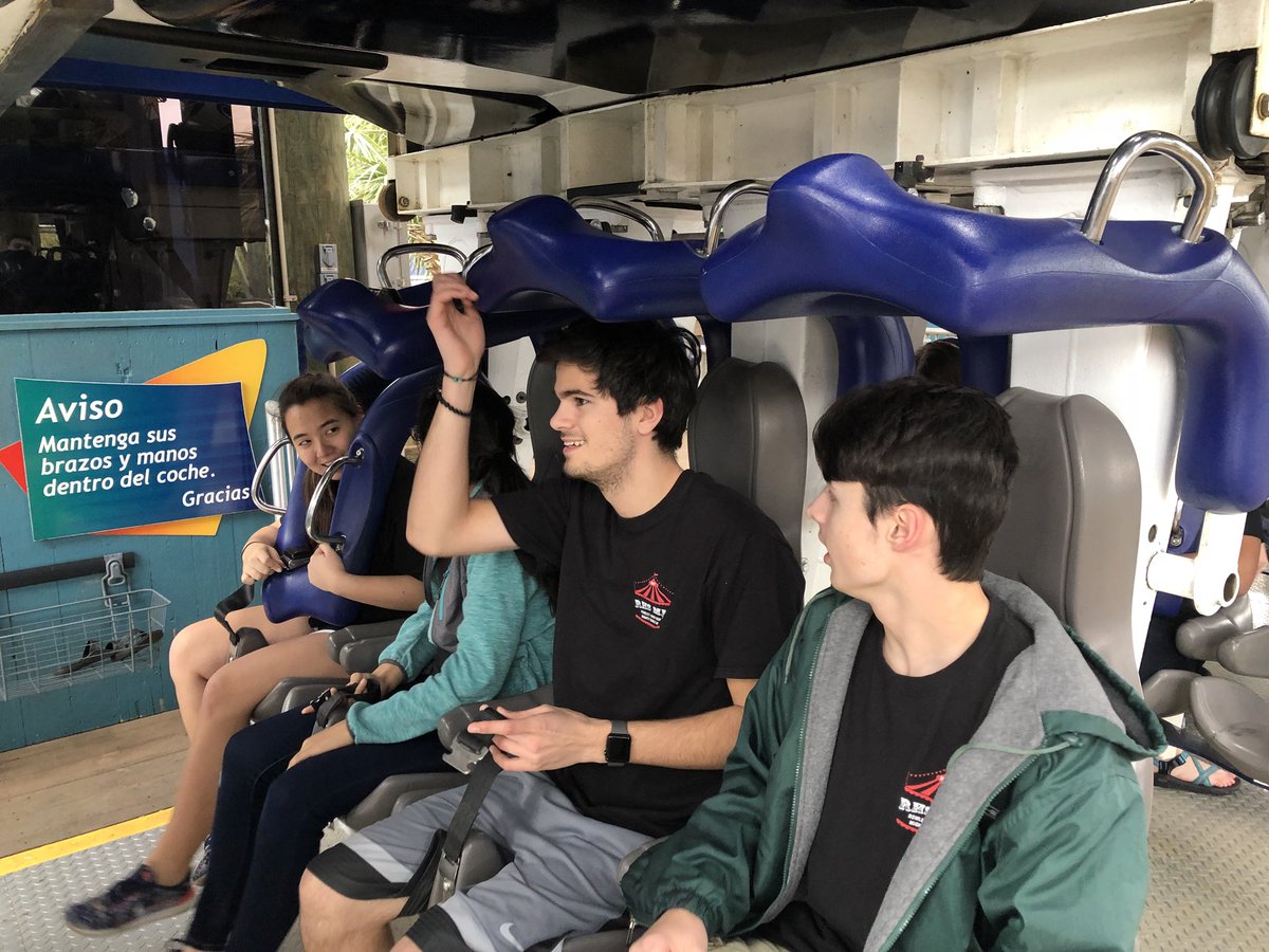 RowlettHSBand's tweet photo. MEB on the Great White roller coaster! https://t.co/cMd6foEFc1