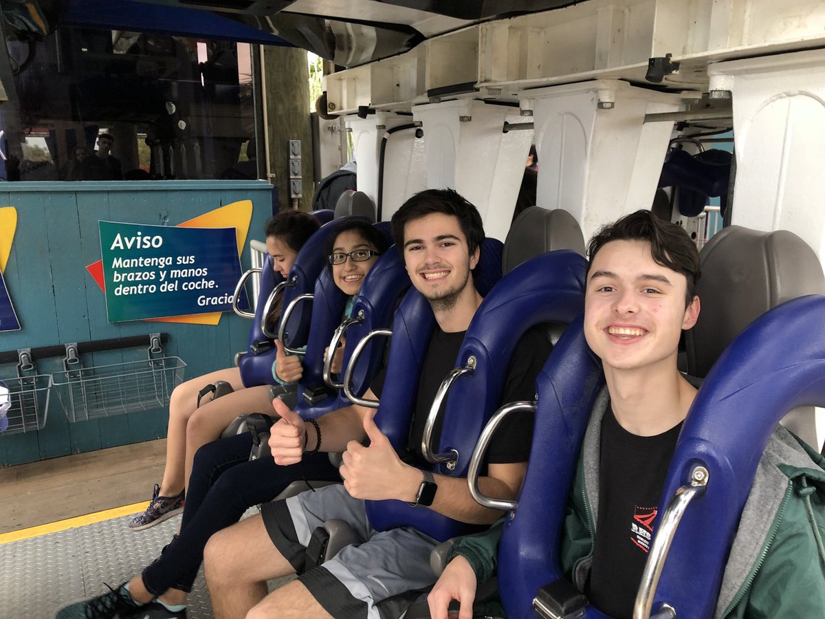 RowlettHSBand's tweet photo. MEB on the Great White roller coaster! https://t.co/cMd6foEFc1