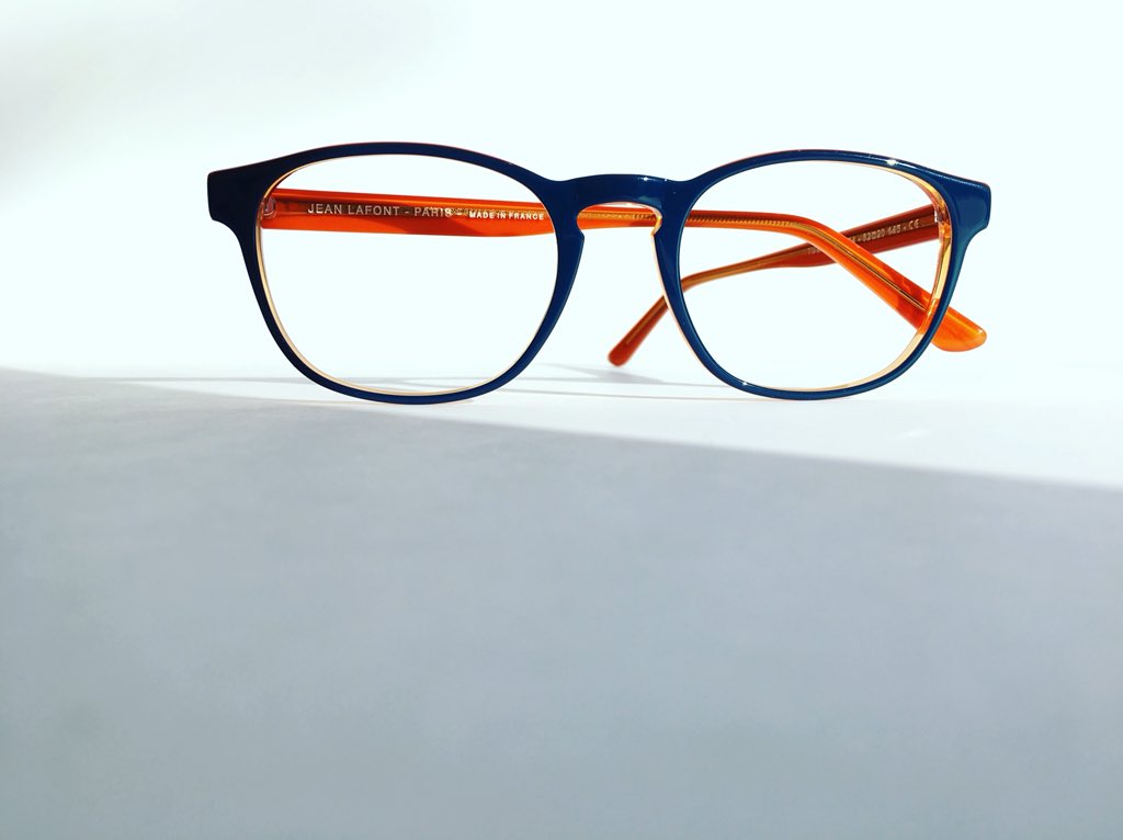 QueenSpectacle's tweet photo. Happy we are able to buy for clients that are not afraid of a little colour! ππ§‘ #bestclients #happyweekend #eyeglassfashion #notafraidofcolour #lafont https://t.co/2wAJMBV2S7