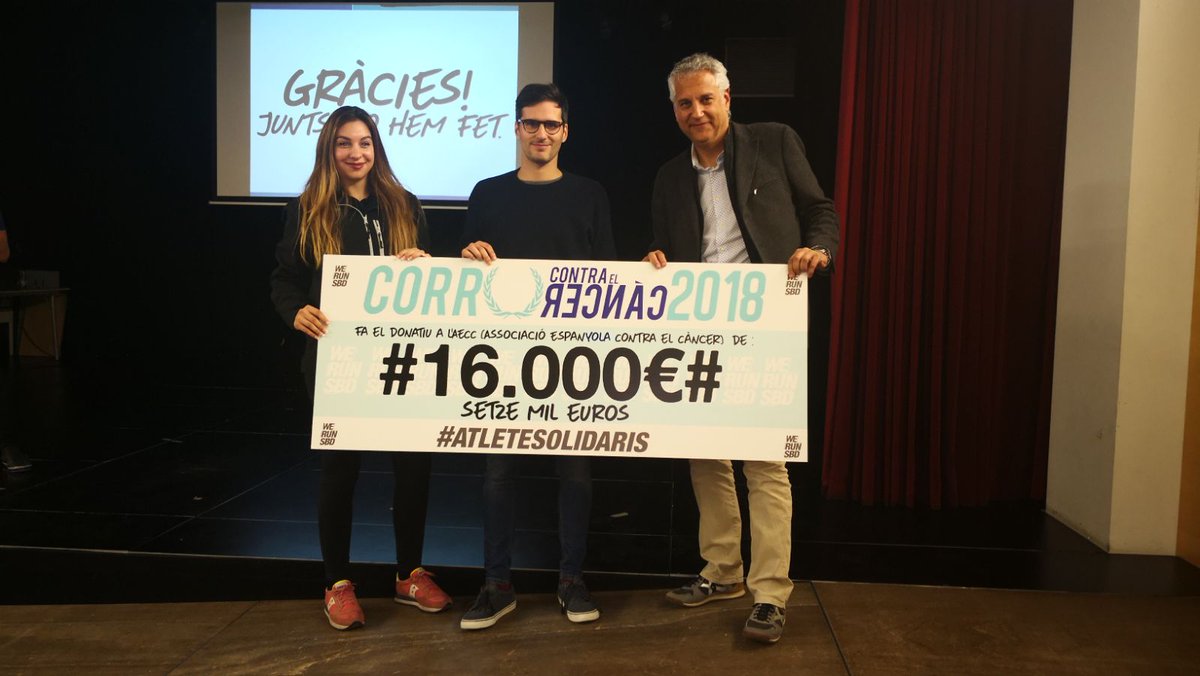 QuimBadia68's tweet photo. Entre tots ho hem aconseguit @MBenzSternMotor @MoventoMotor #corrocontraelcancer https://t.co/bgSCeZsPDc