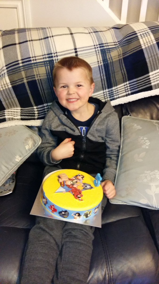 sherrylsanders3's tweet photo. Luke has had such a lovely birthday, hes one very lucky boy! His big smile says it all! 😆 #Mammy'sboy #fivetoday  #Lukeybear 🐻 💙 xxx https://t.co/gUQNhqCLn1