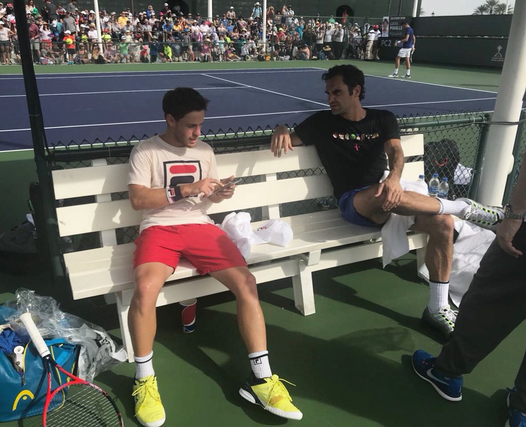 dieschwartzman's tweet photo. Todo listo @rogerfederer !!! 👊🎾🔥👀 https://t.co/VqmJUaYhqY