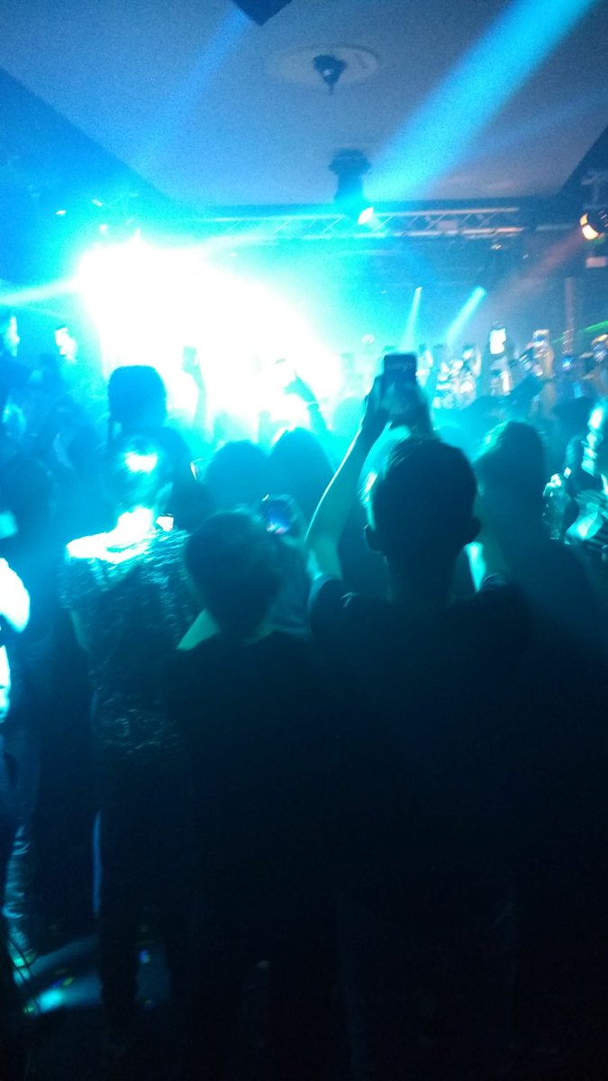 Vanavond was er weer een geslaagde editie van (fris) scholieren feest Leggo!!