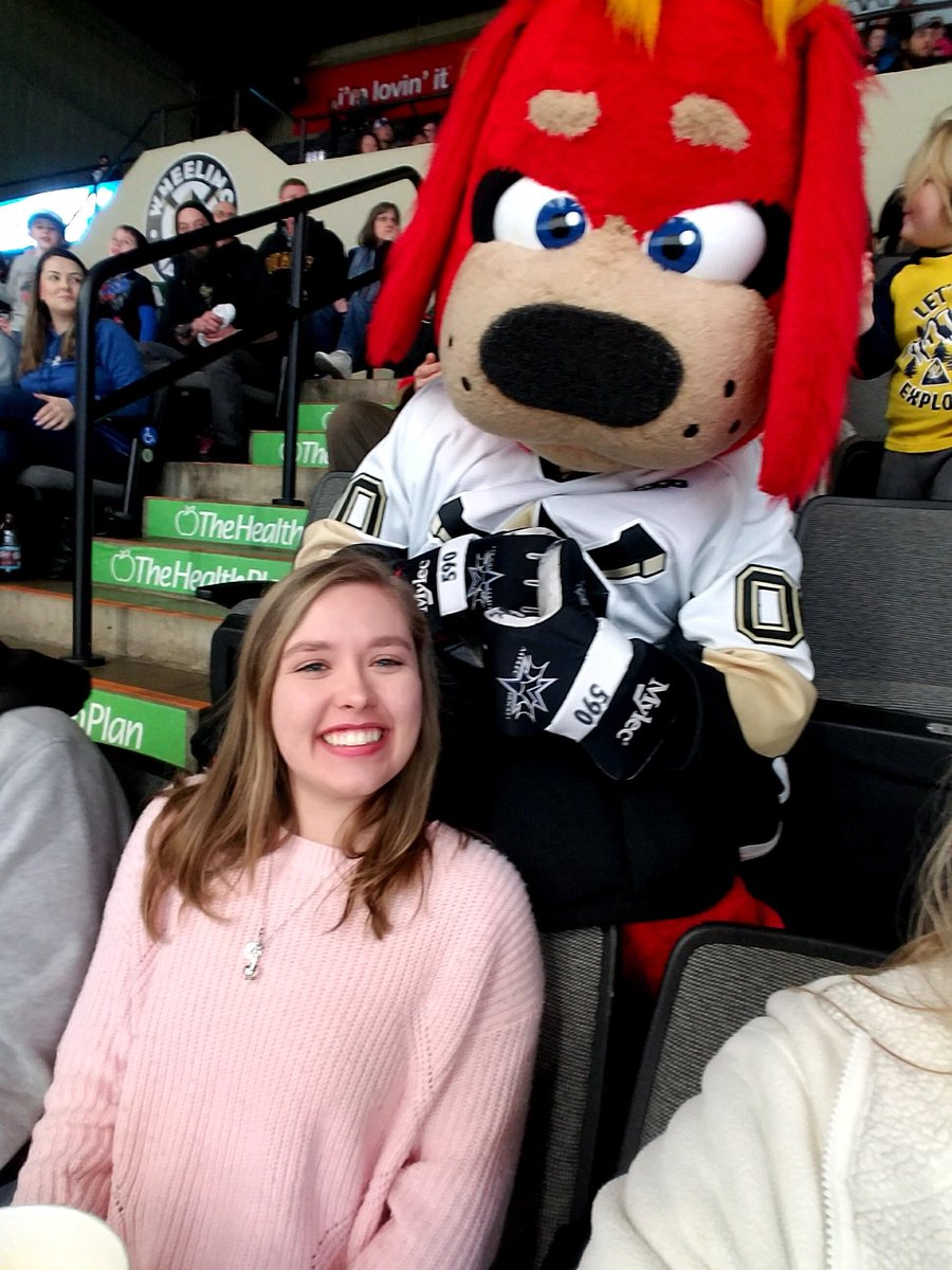 samseevers's tweet photo. Having fun at the @WheelingNailers game! ��🎉❤️ #ilovetwinpops (in section 206) https://t.co/P66yj2ZEDa