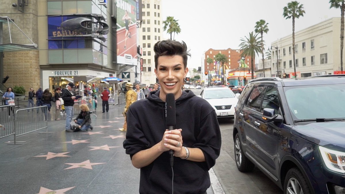 jamescharles's tweet photo. RT TO BE THE NEXT SISTER SHOUTOUT!

STRANGERS DO MY MAKEUP... on Hollywood Boulevard! 😳😂https://t.co/WRSDpOsylR https://t.co/inzHc7qW94
