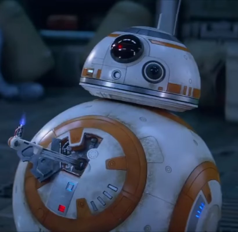 SteveDunk5's tweet photo. Covering @AwesomeCon in Washington DC for @theforcenet is well...awesome! Canโt wait! Hoping to meet this little guy...#DroidsRule #StarWars https://t.co/FW36GWgpLI